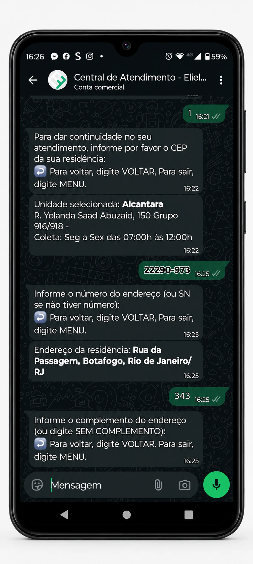 Conversa e solicitação pelo WhatsApp